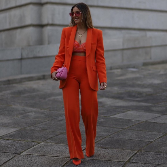 ZARA 2 Piece Blazer And Flare Pants - Picture 2 of 8